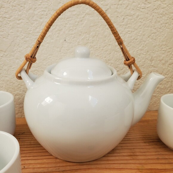 Pier 1 Imports Porcelain Tea Set White China Teapot & 4 Cups Classic Decor Asian - Picture 3 of 9